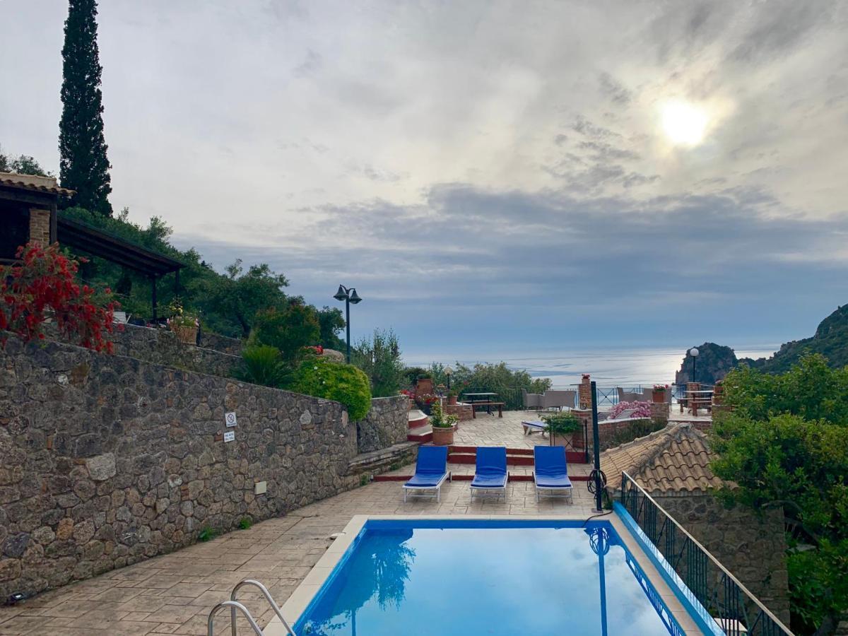 Ermones Odyssesas Bungalow Vátos Buitenkant foto