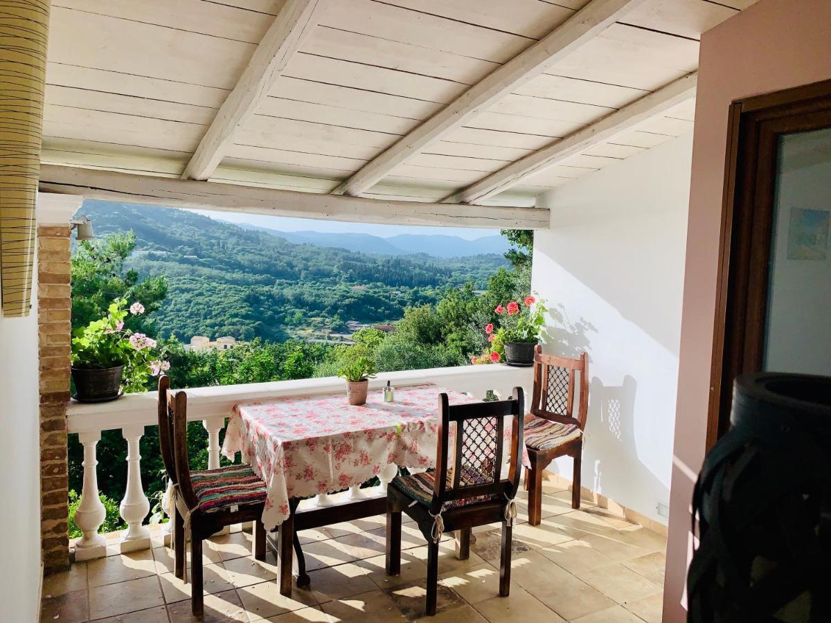 Ermones Odyssesas Bungalow Vátos Buitenkant foto