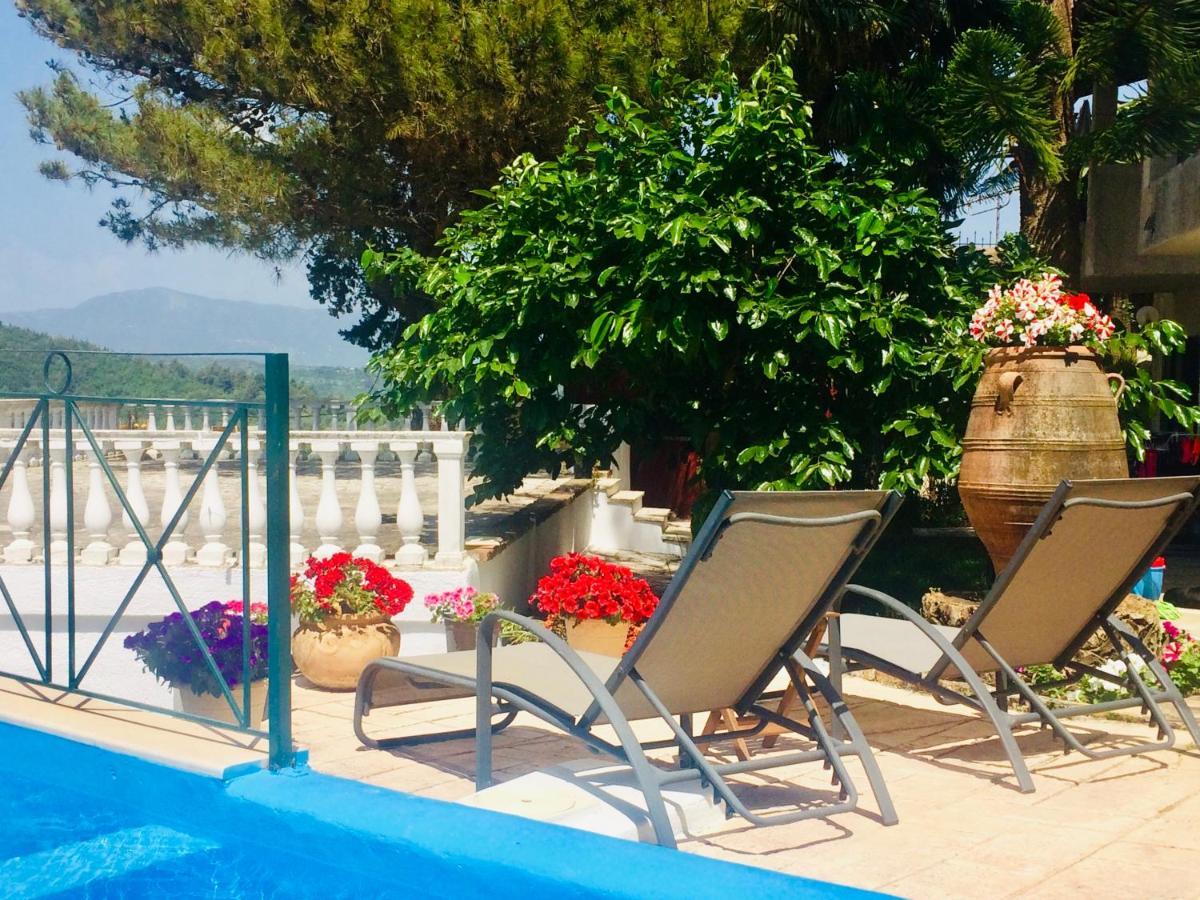 Ermones Odyssesas Bungalow Vátos Buitenkant foto